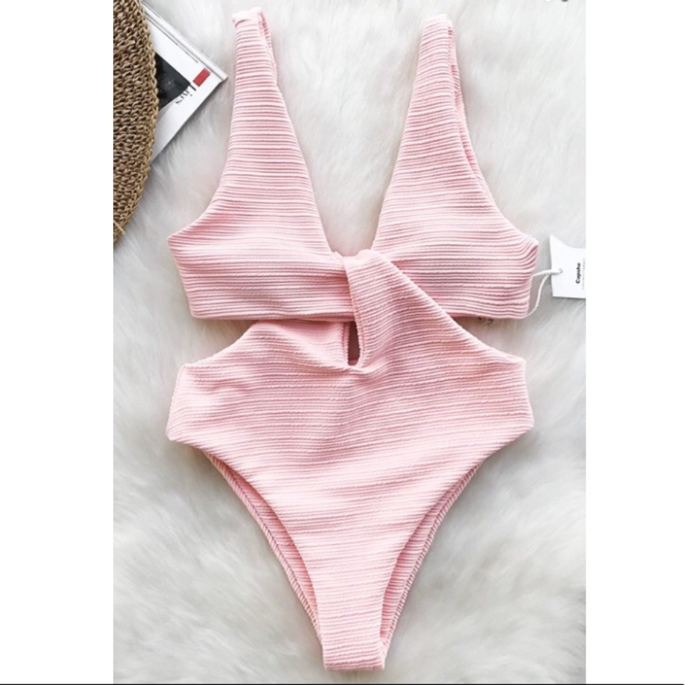 Cupshe Shine For U Solid One-Piece Swimsuit